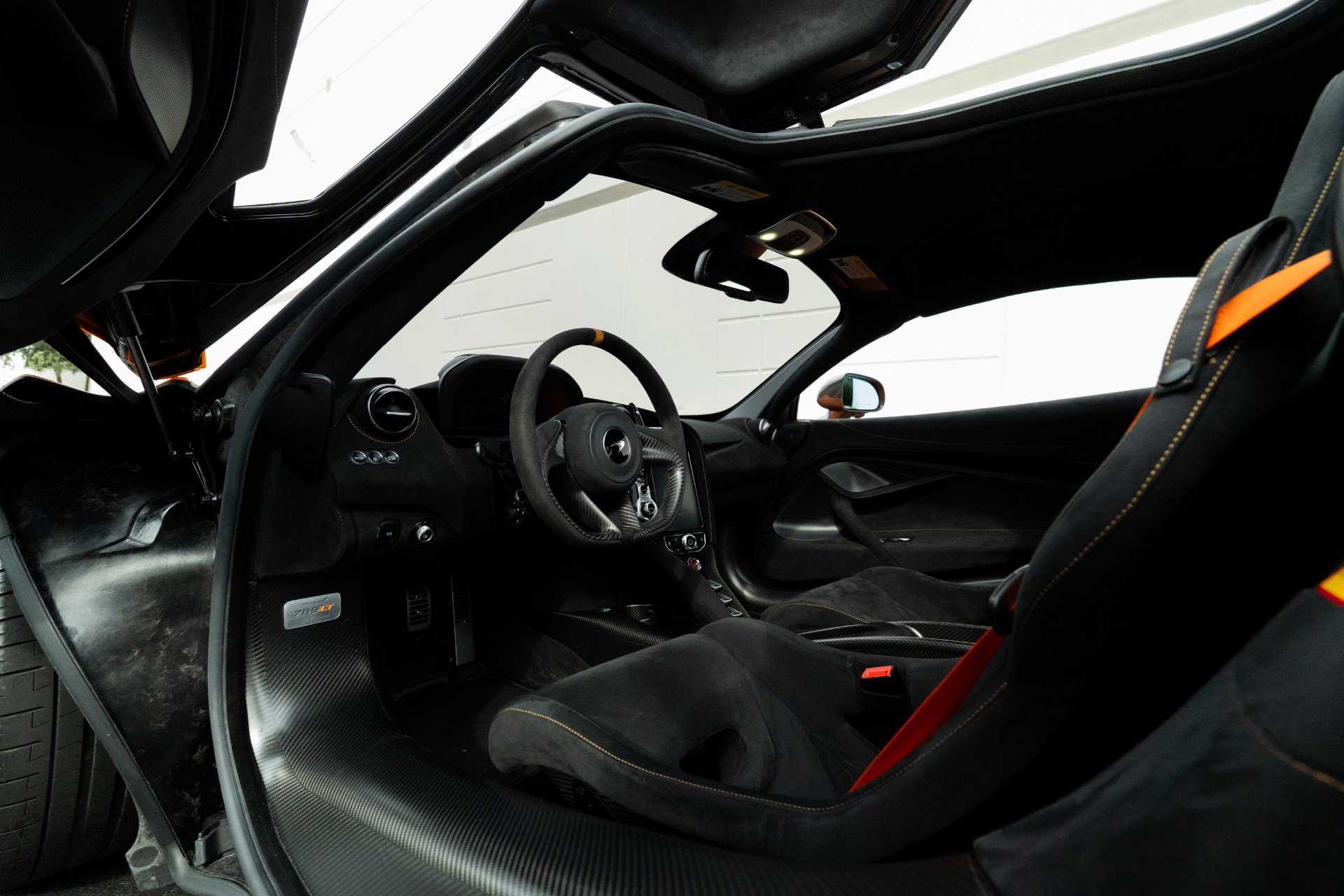 Used 2021 McLaren 765LT image 55