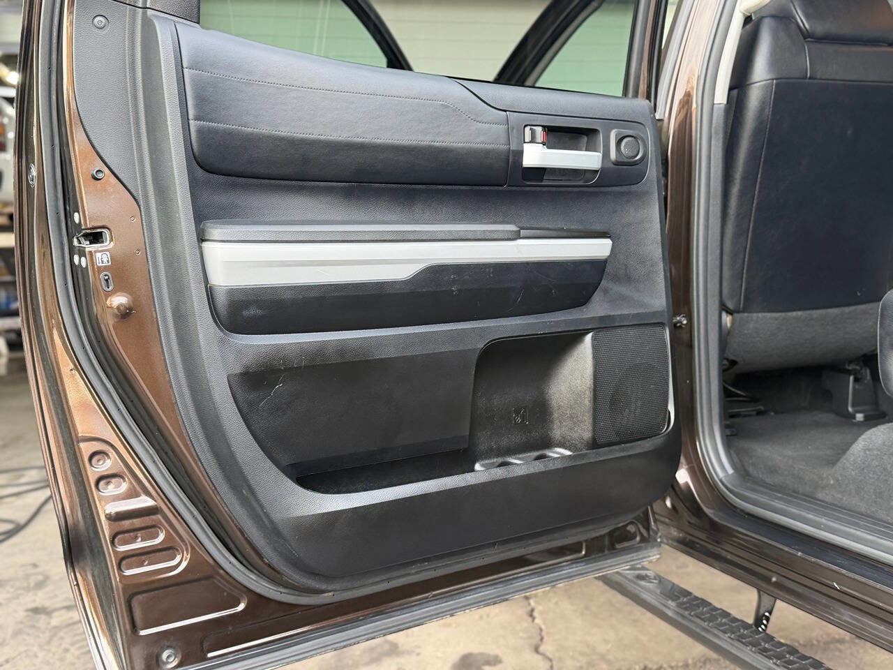 Used 2018 Toyota Tundra Limited w/ Limited Premium Package image 74