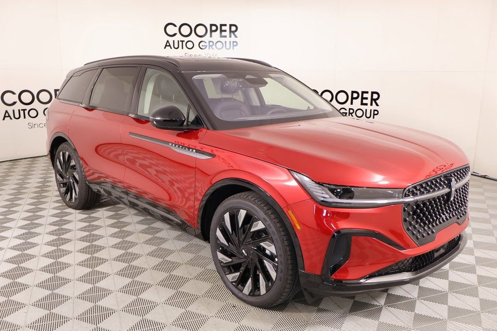 New 2026 Lincoln Nautilus Reserve w/ Jet Appearance Package image 1