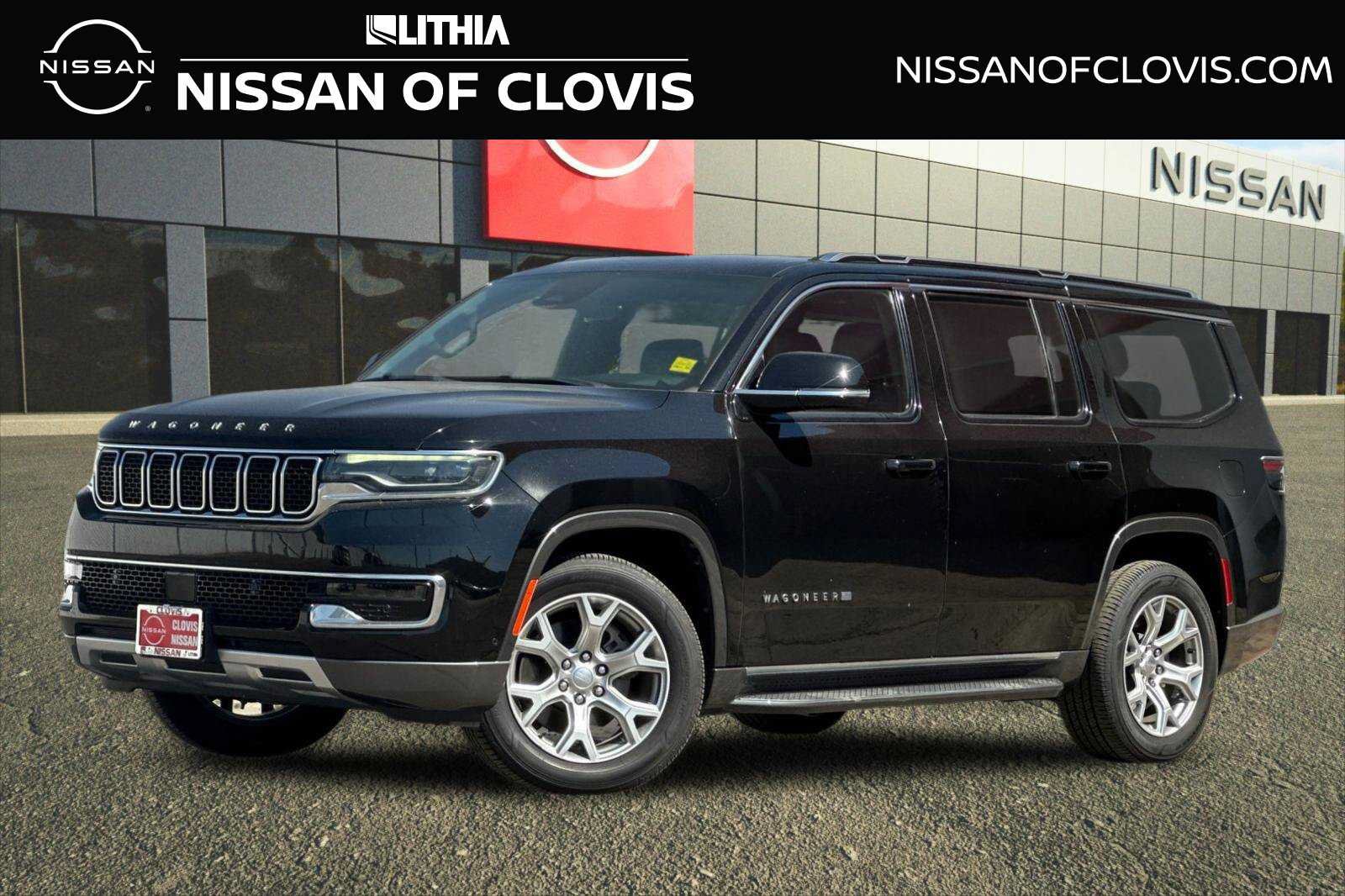 Used 2022 Jeep Wagoneer Series II RWD image 1