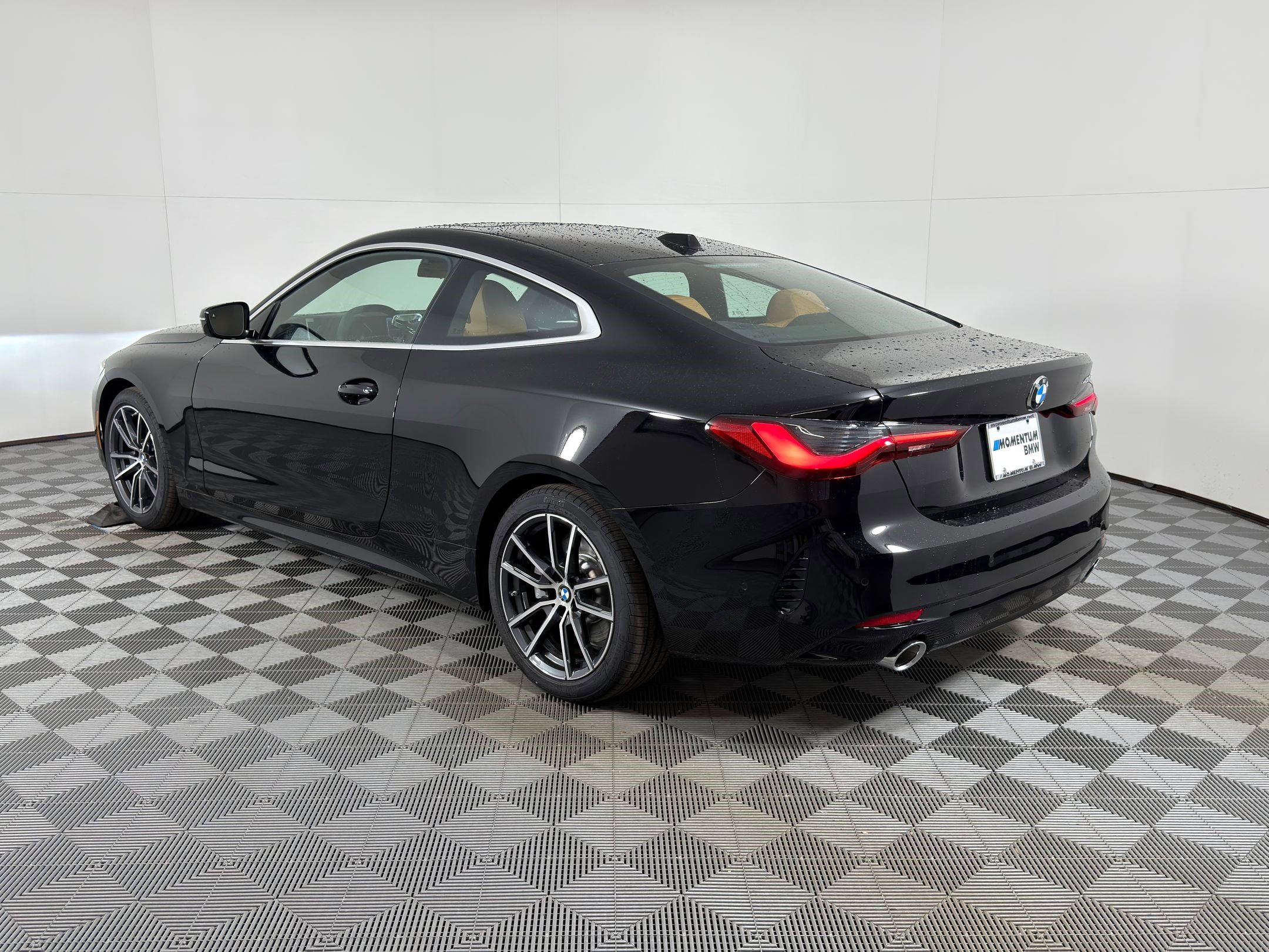 New 2026 BMW 430i Coupe w/ Parking Assistance Package RWD image 3