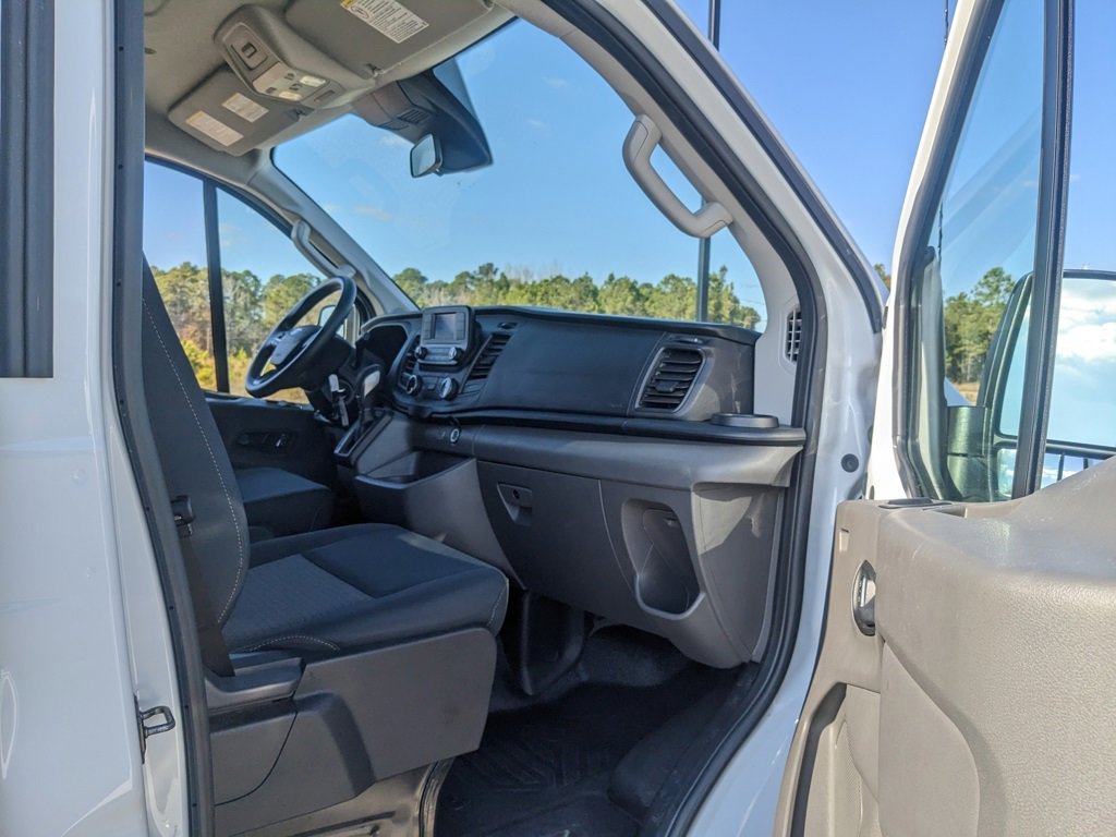 Used 2024 Ford Transit 250 Low Roof w/ Exterior Upgrade Package image 28