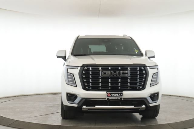 Used 2025 GMC Yukon Denali Ultimate AWD/4WD image 12