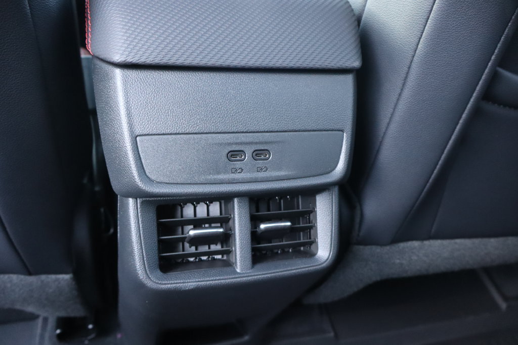 New 2027 Chevrolet Equinox RS w/ Safety and Technology Package AWD/4WD image 23