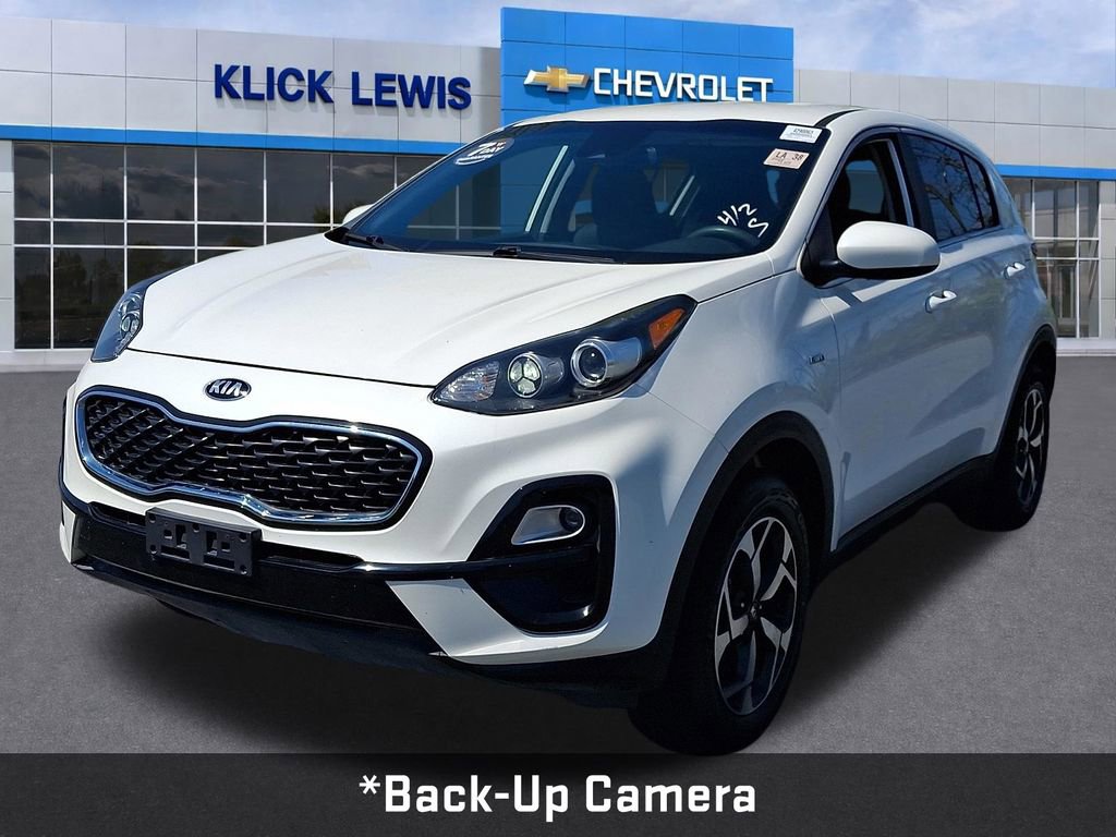 Used 2022 Kia Sportage LX image 3