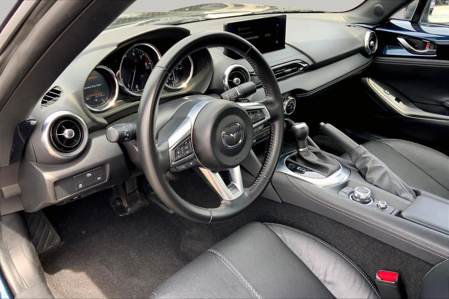 Used 2025 MAZDA MX-5 Miata RF Grand Touring RWD image 15