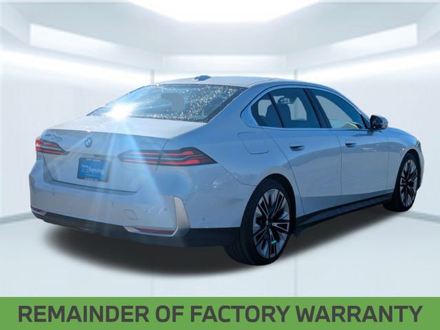 Used 2024 BMW 530i xDrive w/ Premium Package image 5