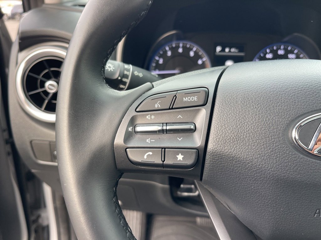 Certified 2023 Hyundai Kona SEL w/ Convenience Package image 17