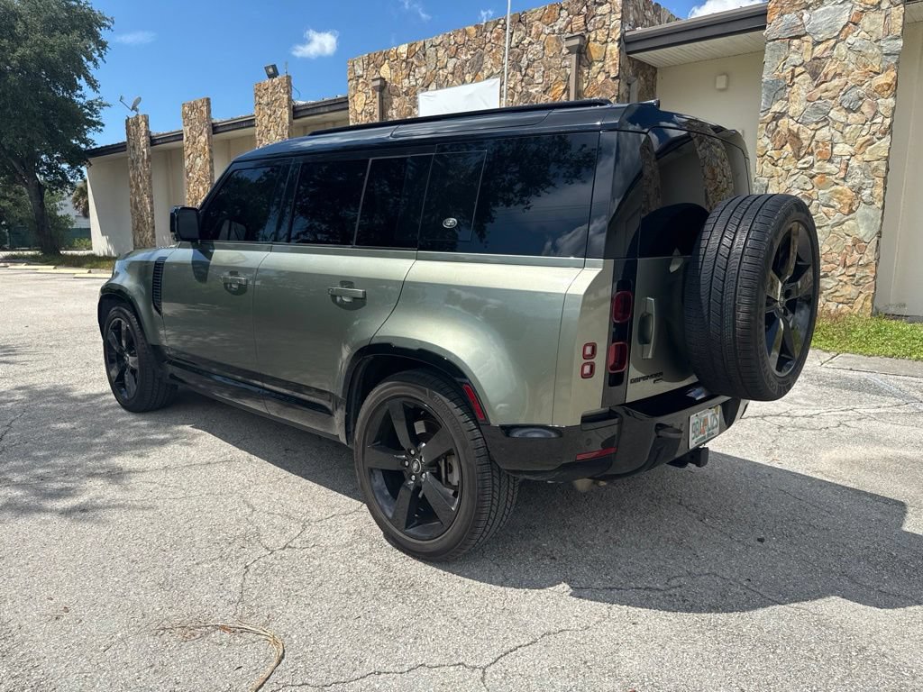 Used 2022 Land Rover Defender 110 X-Dynamic HSE AWD/4WD image 9
