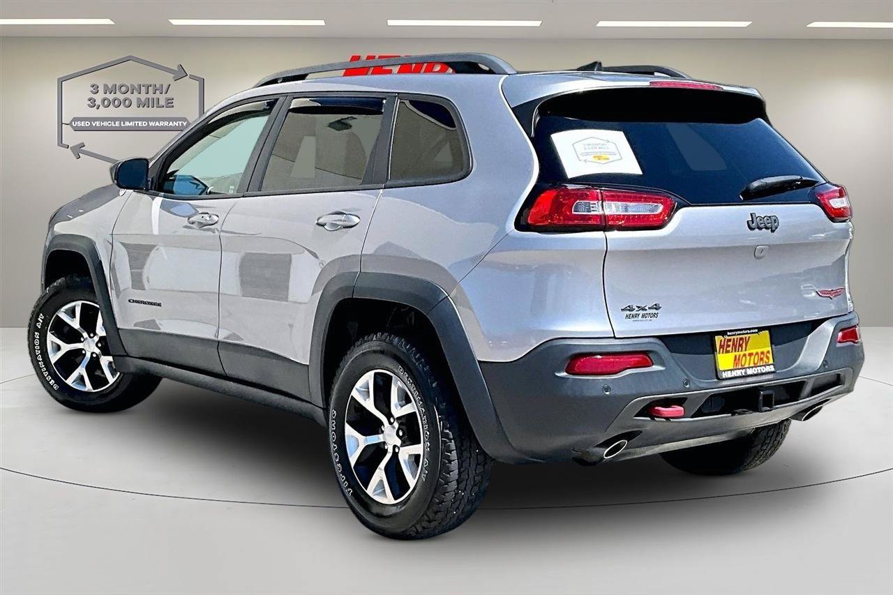 Used 2018 Jeep Cherokee Trailhawk w/ Quick Order Package 27L AWD/4WD image 4
