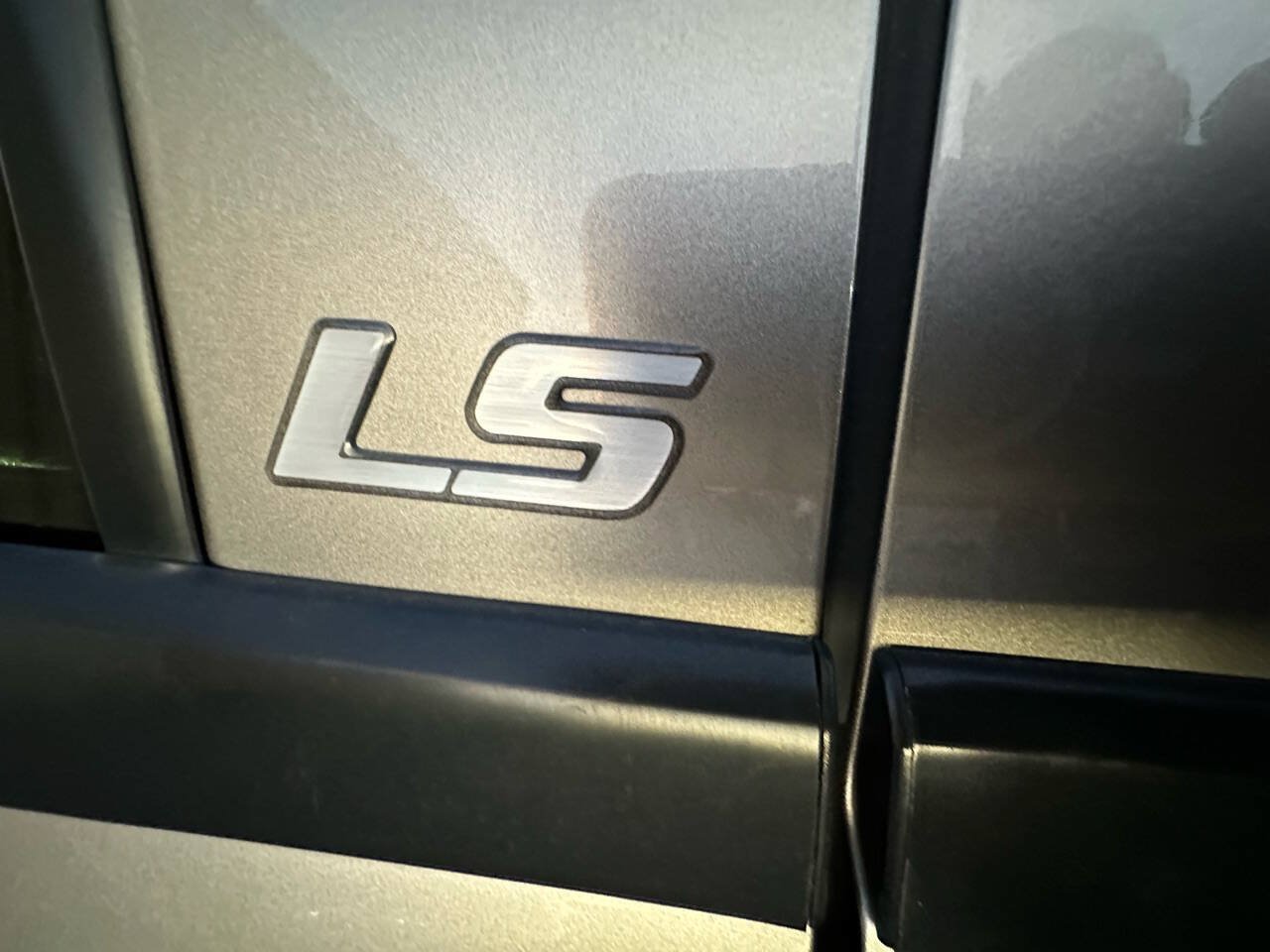 Used 2002 Chevrolet TrailBlazer LS w/ Preferred Equipment Group RWD image 25