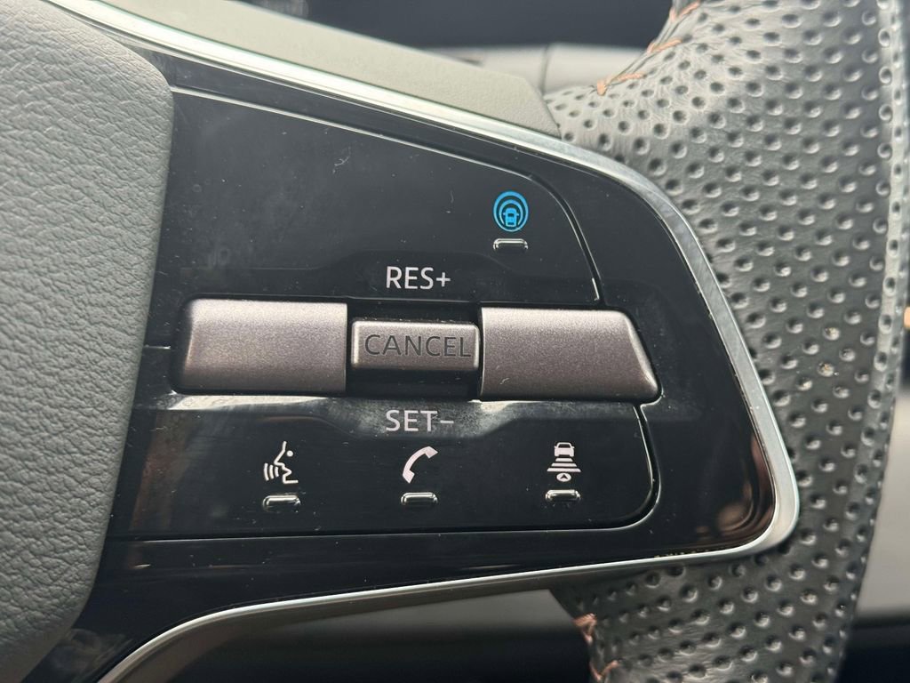 Used 2024 Nissan Ariya AWD image 21