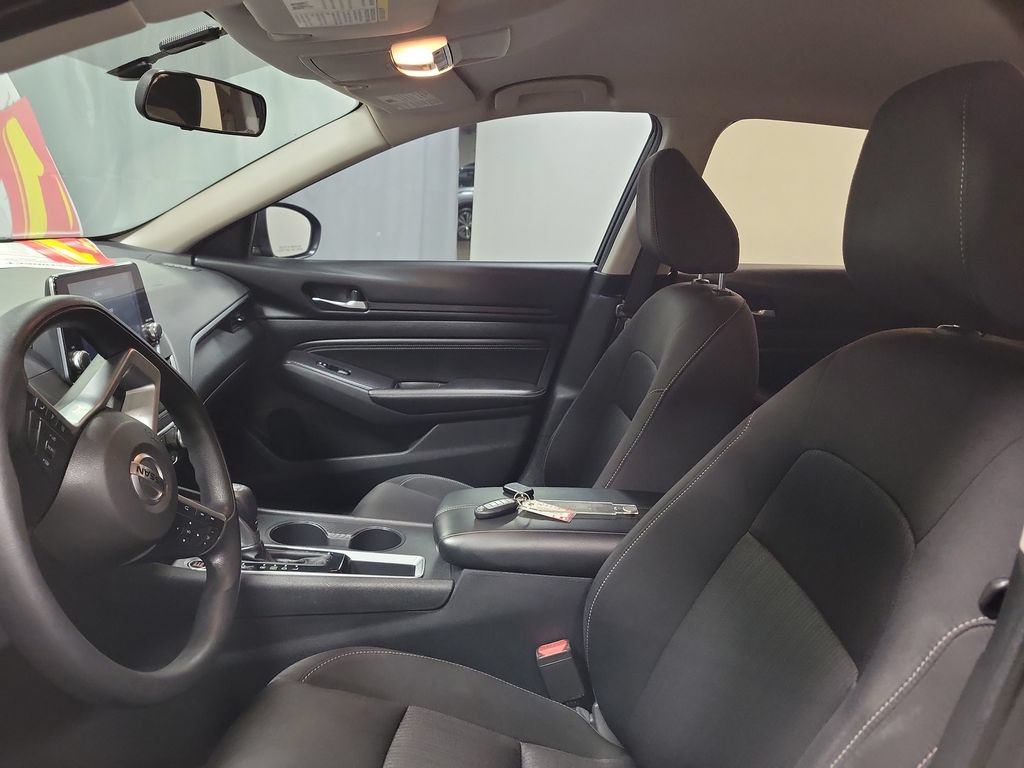 Used 2019 Nissan Altima 2.5 S FWD image 12