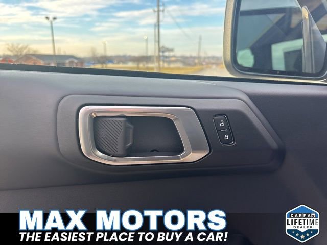 New 2025 Ford Bronco Outer Banks w/ Sasquatch Package image 38
