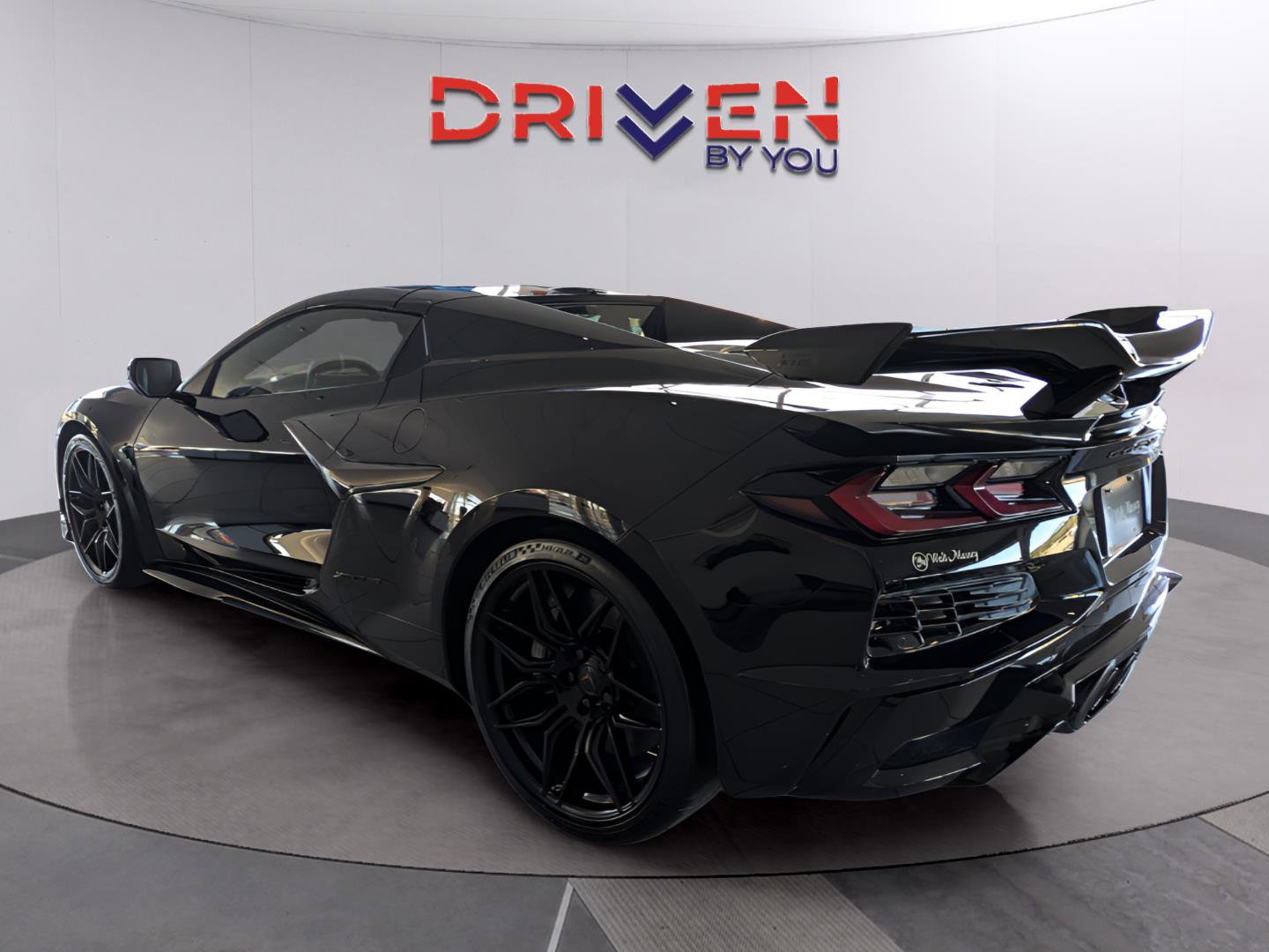 New 2026 Chevrolet Corvette Z06 w/ Z07 Performance Package RWD image 3