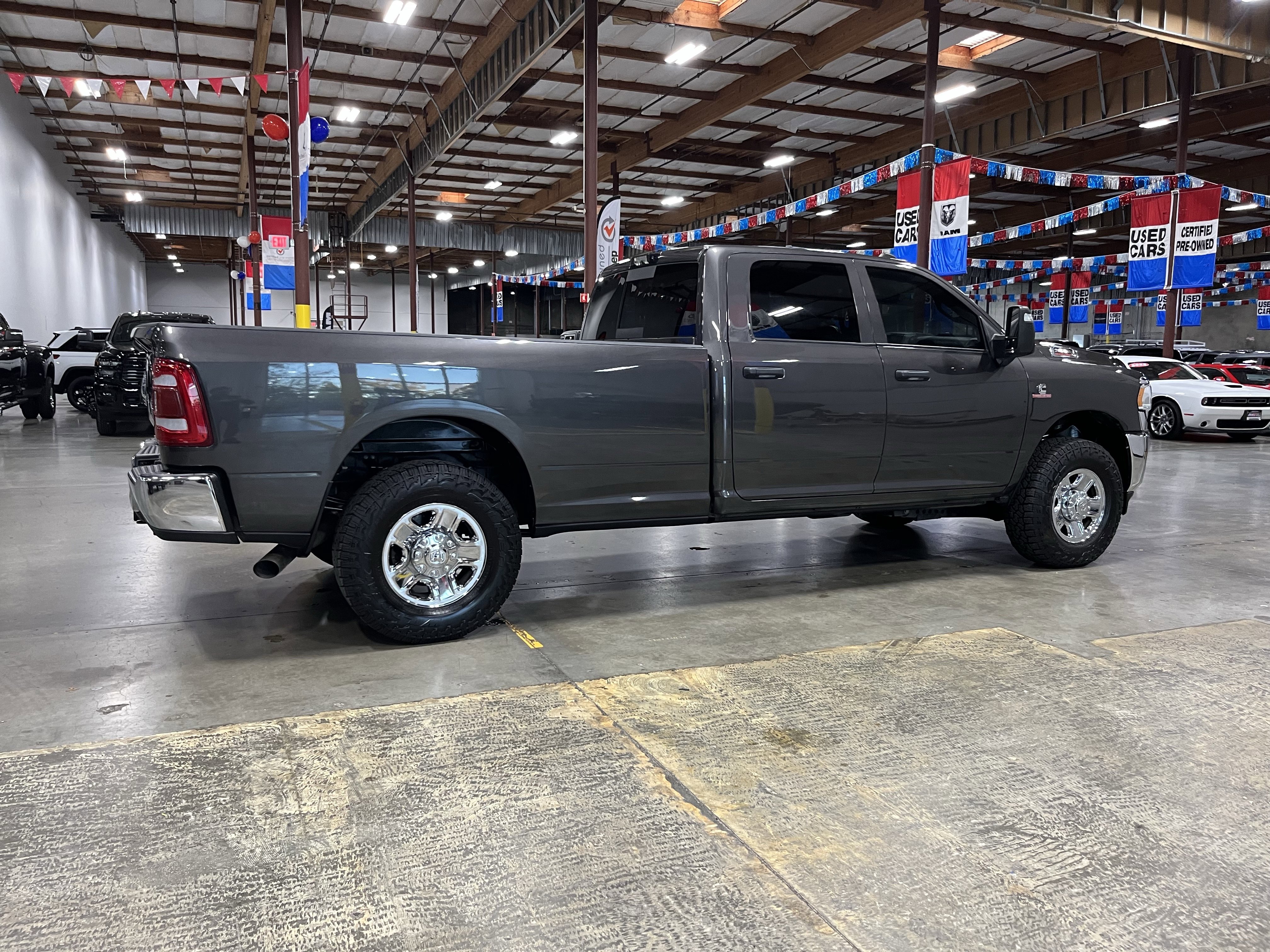 Used 2024 RAM 3500 Tradesman w/ Towing Technology Group image 6