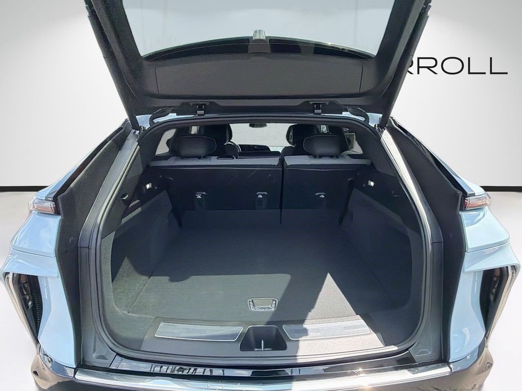 Certified 2024 Cadillac Lyriq Tech w/ Driver Assist Package RWD image 8