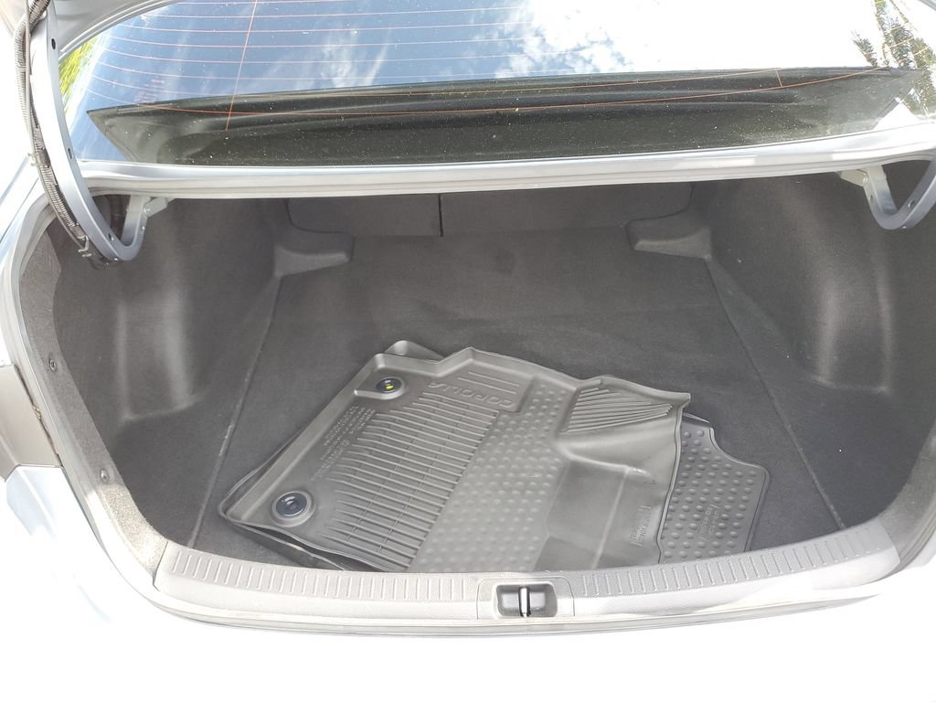 Used 2023 Toyota Corolla LE FWD image 26