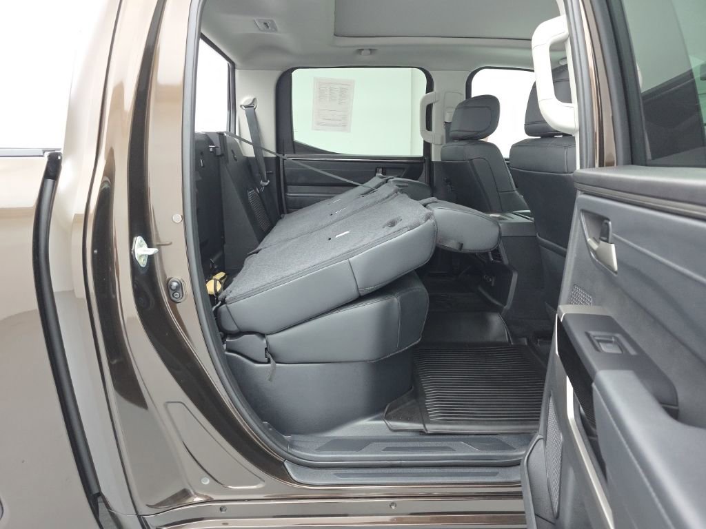 Used 2024 Toyota Tundra Limited AWD/4WD image 51