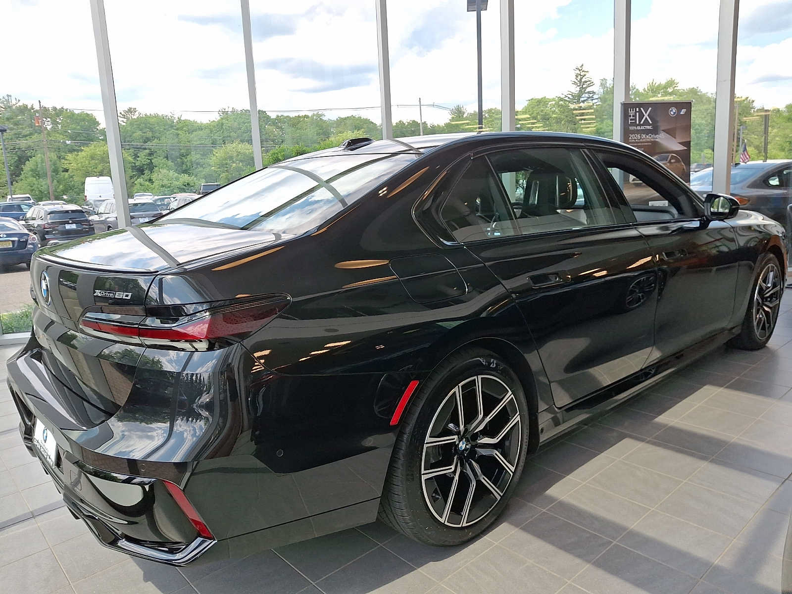 New 2026 BMW i7 xDrive60 w/ Executive Package AWD/4WD image 4