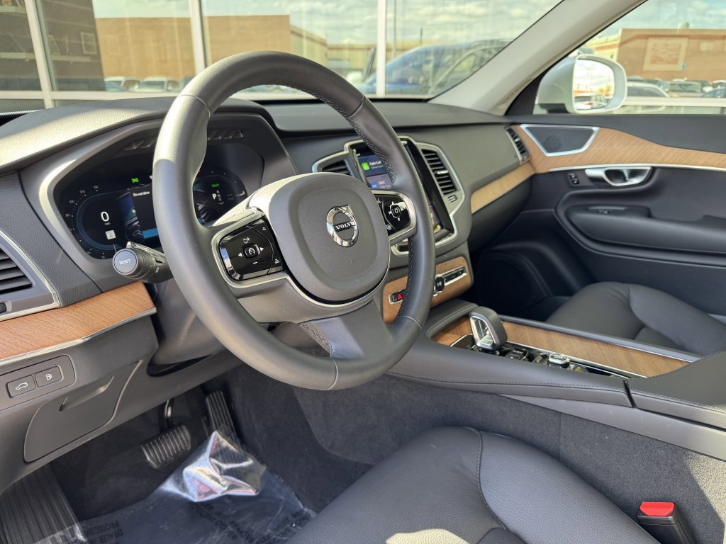 Used 2024 Volvo XC90 T8 Core w/ Protection Package Premier image 34