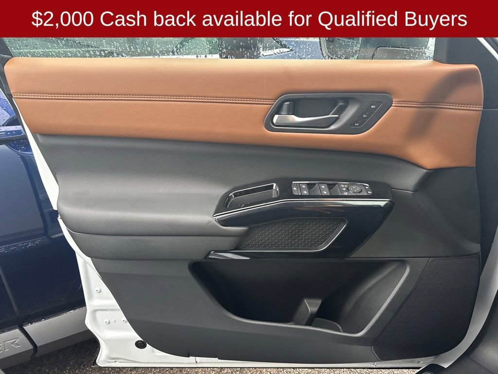 New 2026 Nissan Pathfinder Platinum image 11