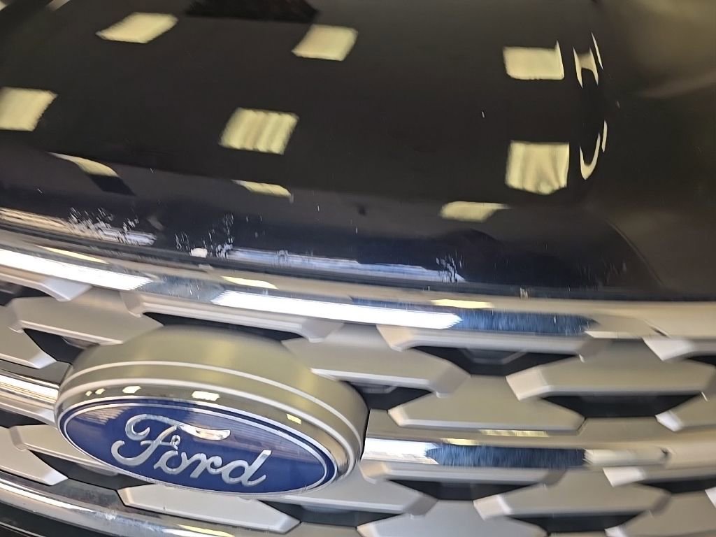 Used 2019 Ford Explorer Limited w/ Class III Trailer Tow Package image 7