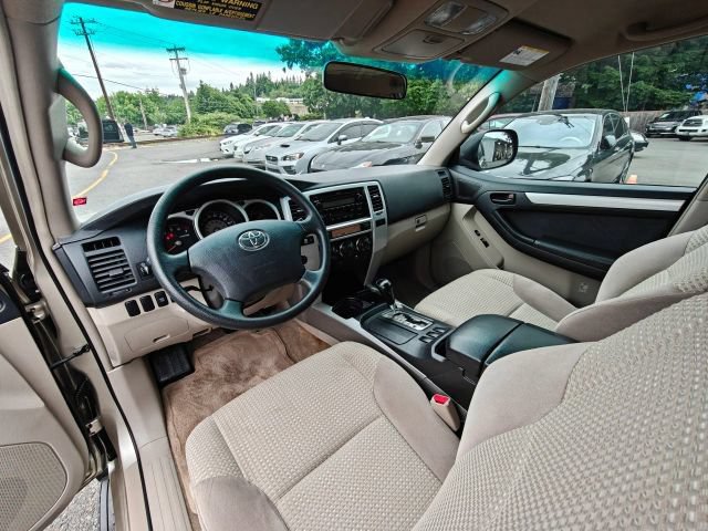 Used 2005 Toyota 4Runner SR5 RWD image 10