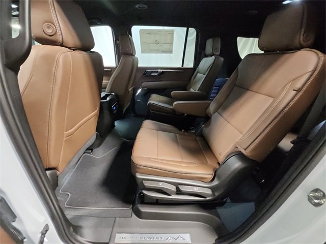 New 2026 Chevrolet Suburban High Country image 16