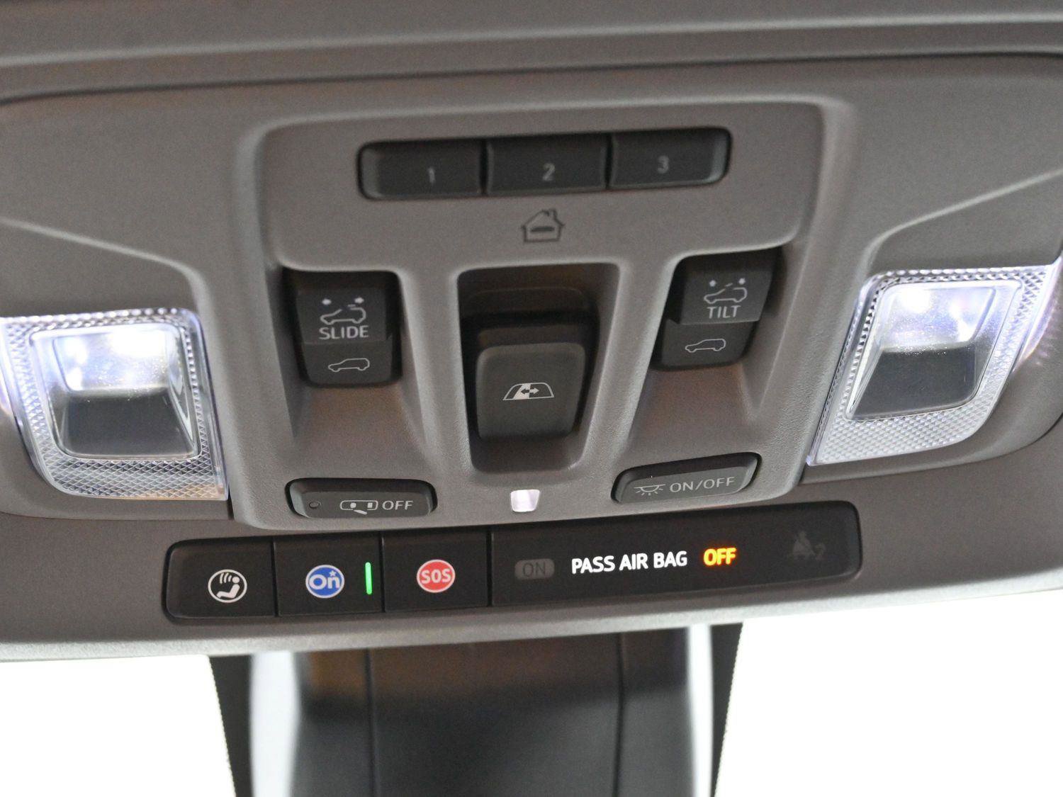 Used 2022 GMC Sierra 1500 Denali w/ Denali Reserve Package image 27