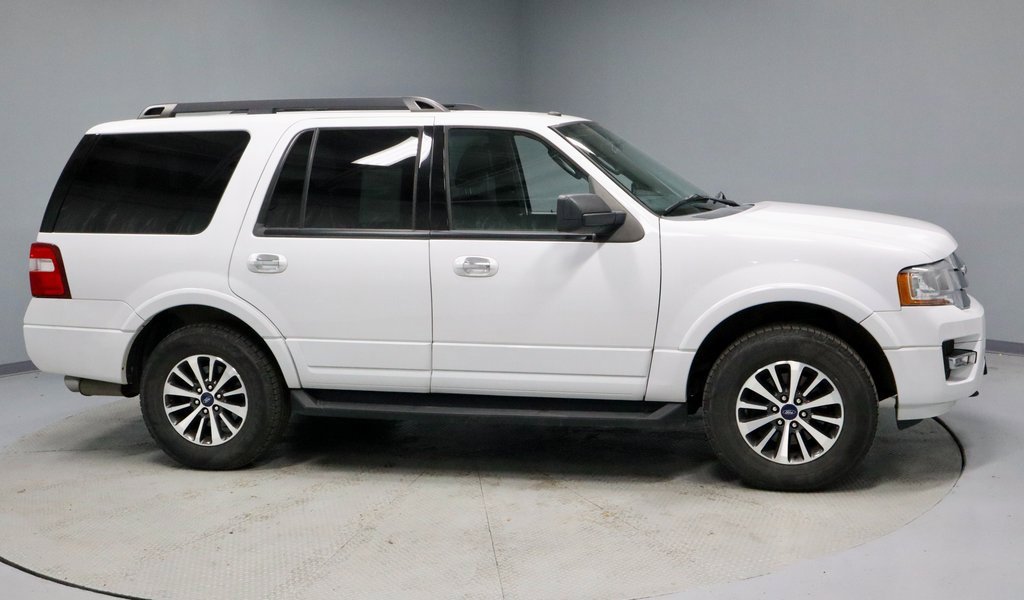Used 2017 Ford Expedition XLT image 13