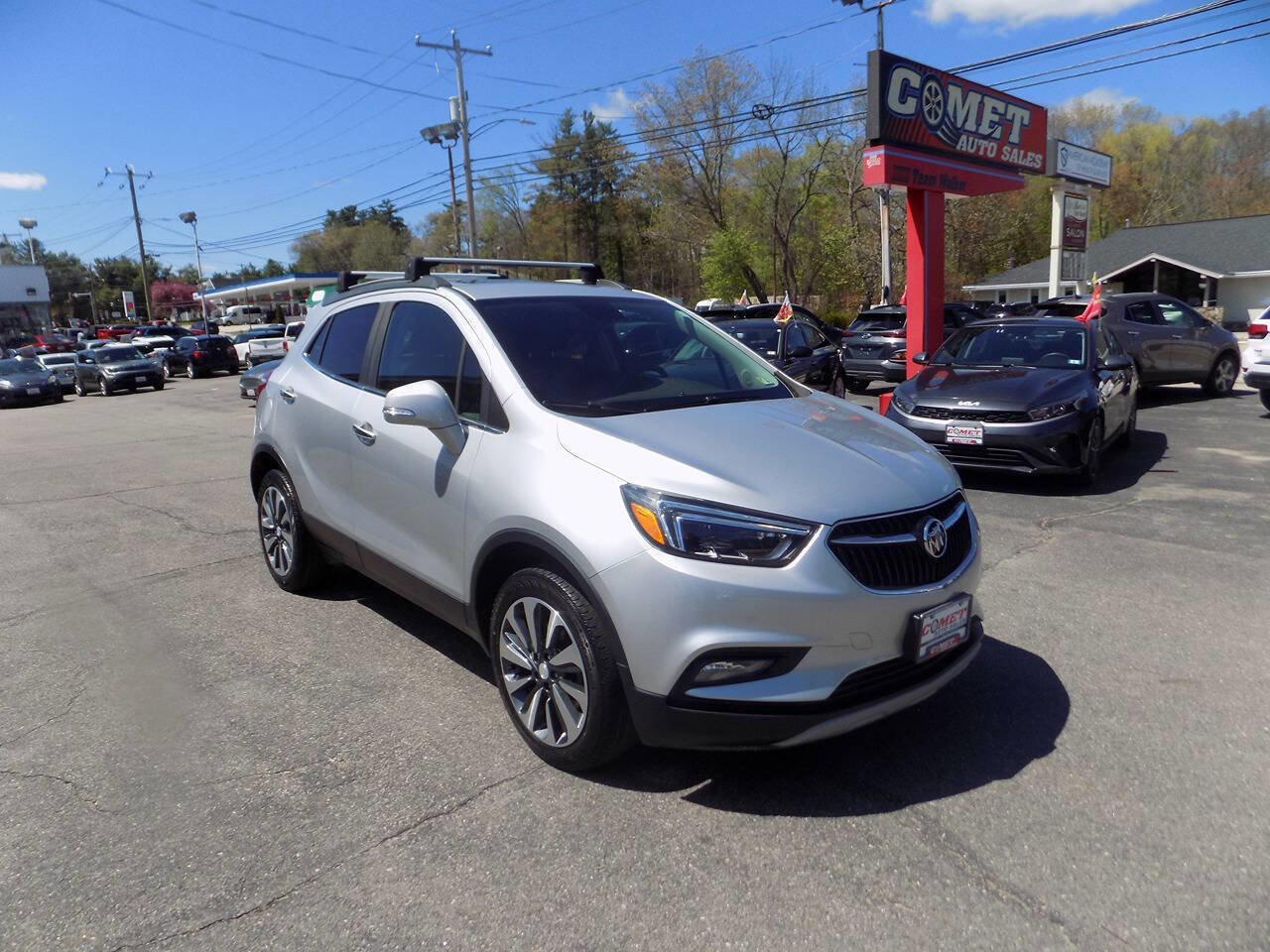 Used 2019 Buick Encore Essence AWD/4WD image 1