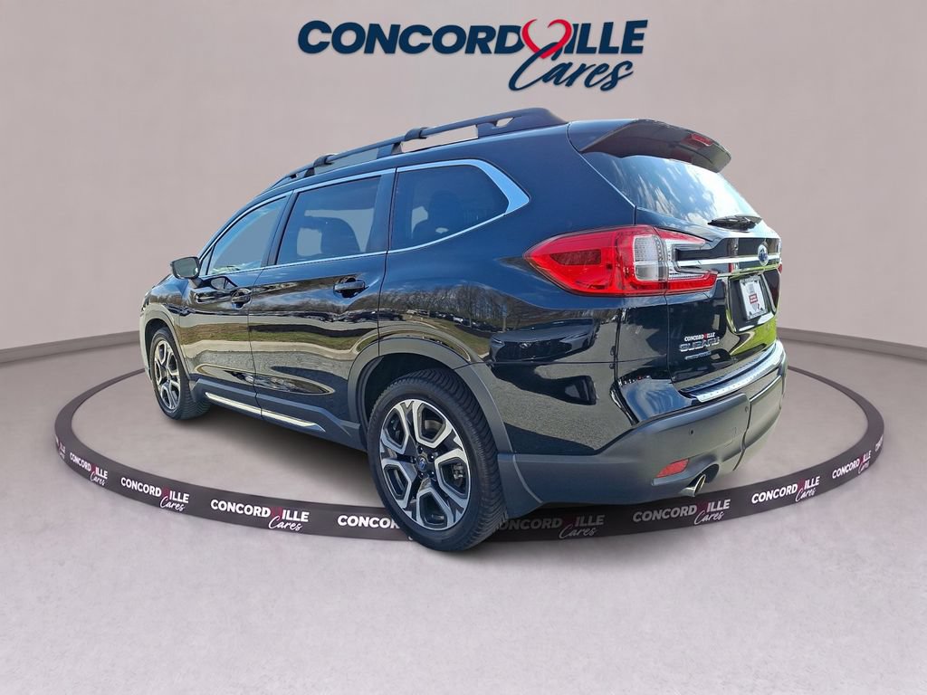 Used 2023 Subaru Ascent Limited AWD/4WD image 5