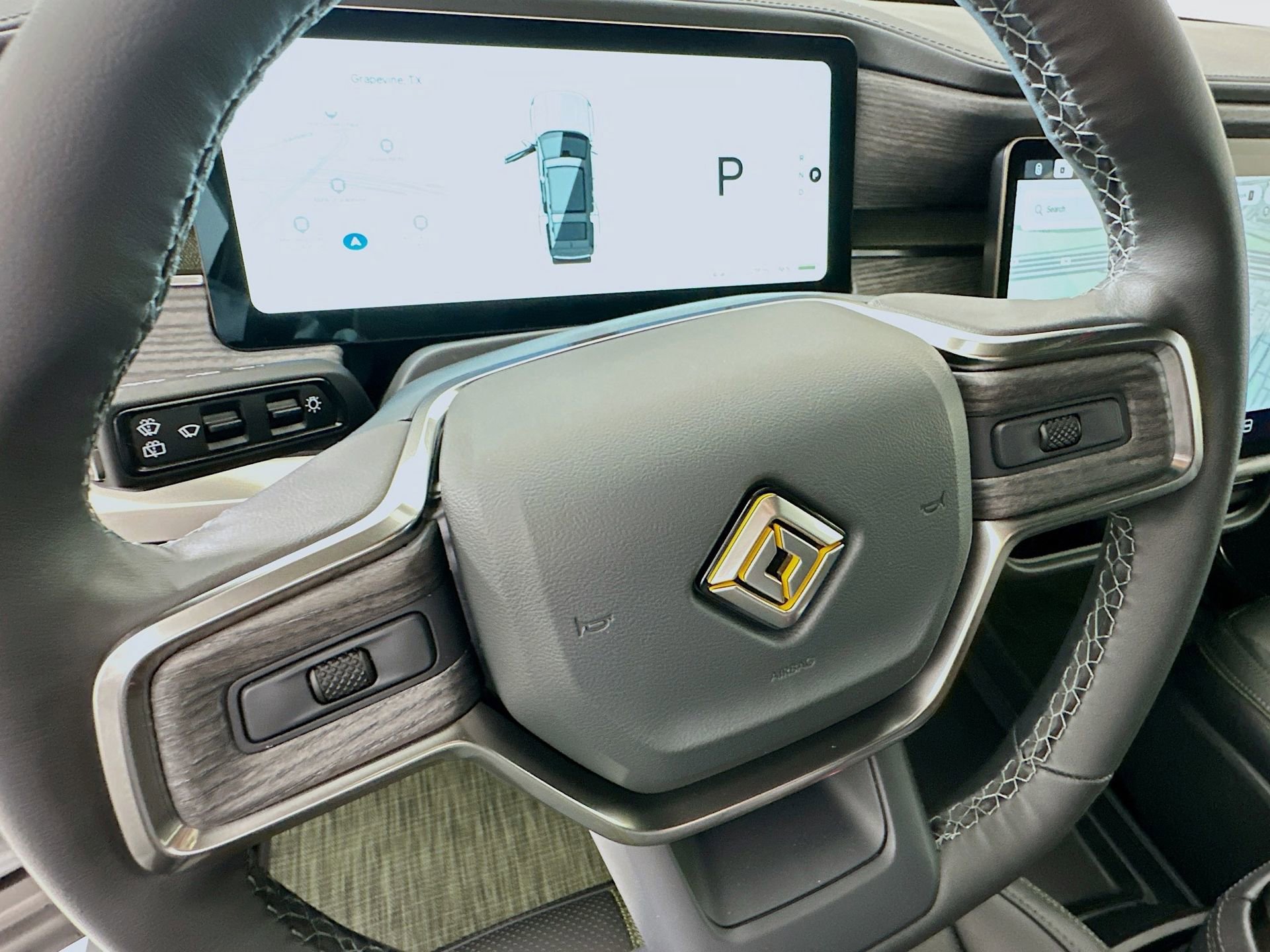 Used 2026 Rivian R1S Adventure image 11