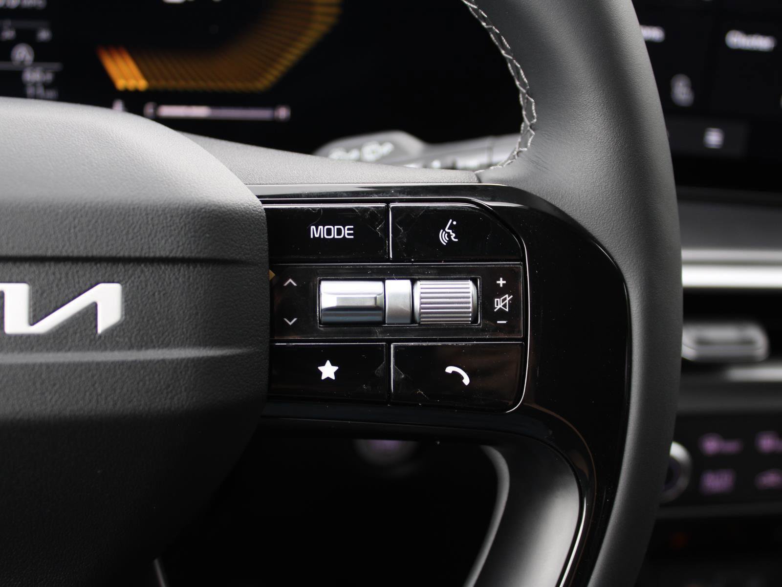 New 2026 Kia Sorento S image 36