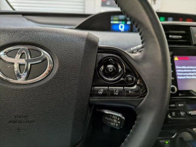 Used 2022 Toyota Prius L Eco image 16