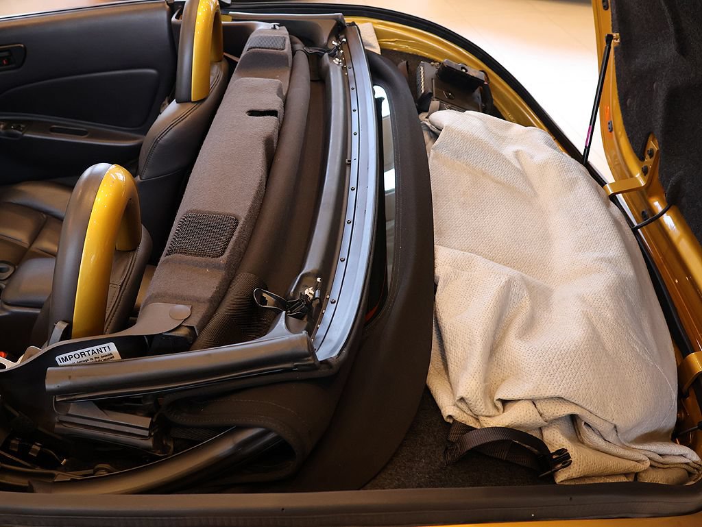 Used 2002 Chrysler Prowler RWD image 43