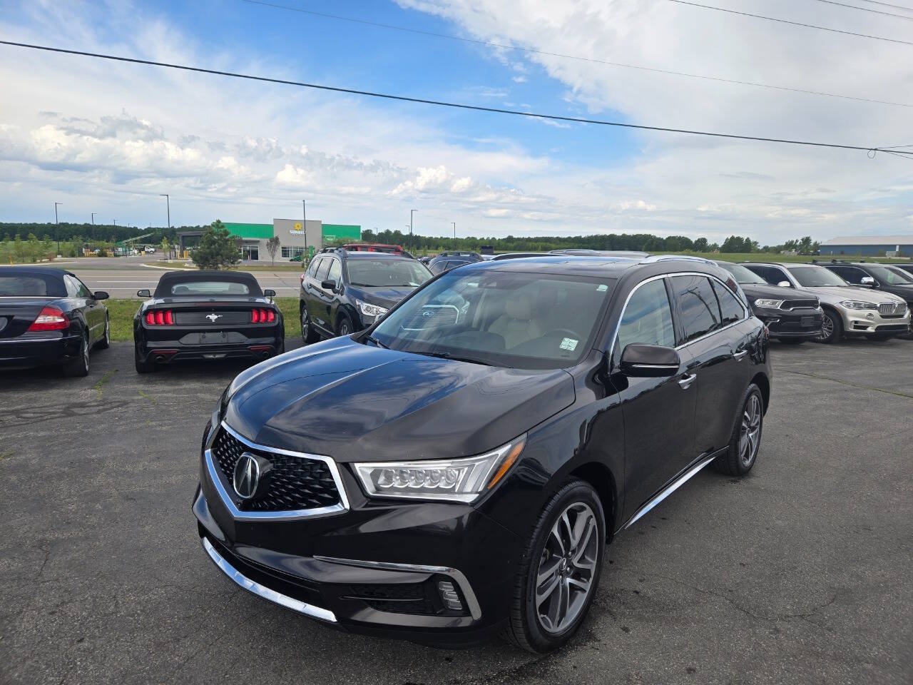 Used 2017 Acura MDX w/ Advance Package AWD/4WD image 3