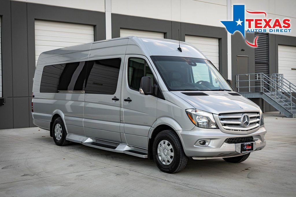 Used 2015 Mercedes-Benz Sprinter 2500 image 1
