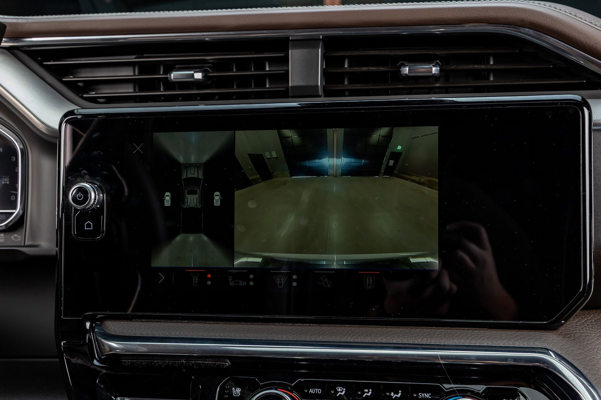 Used 2025 GMC Sierra 2500 Denali w/ Denali Reserve Package image 26