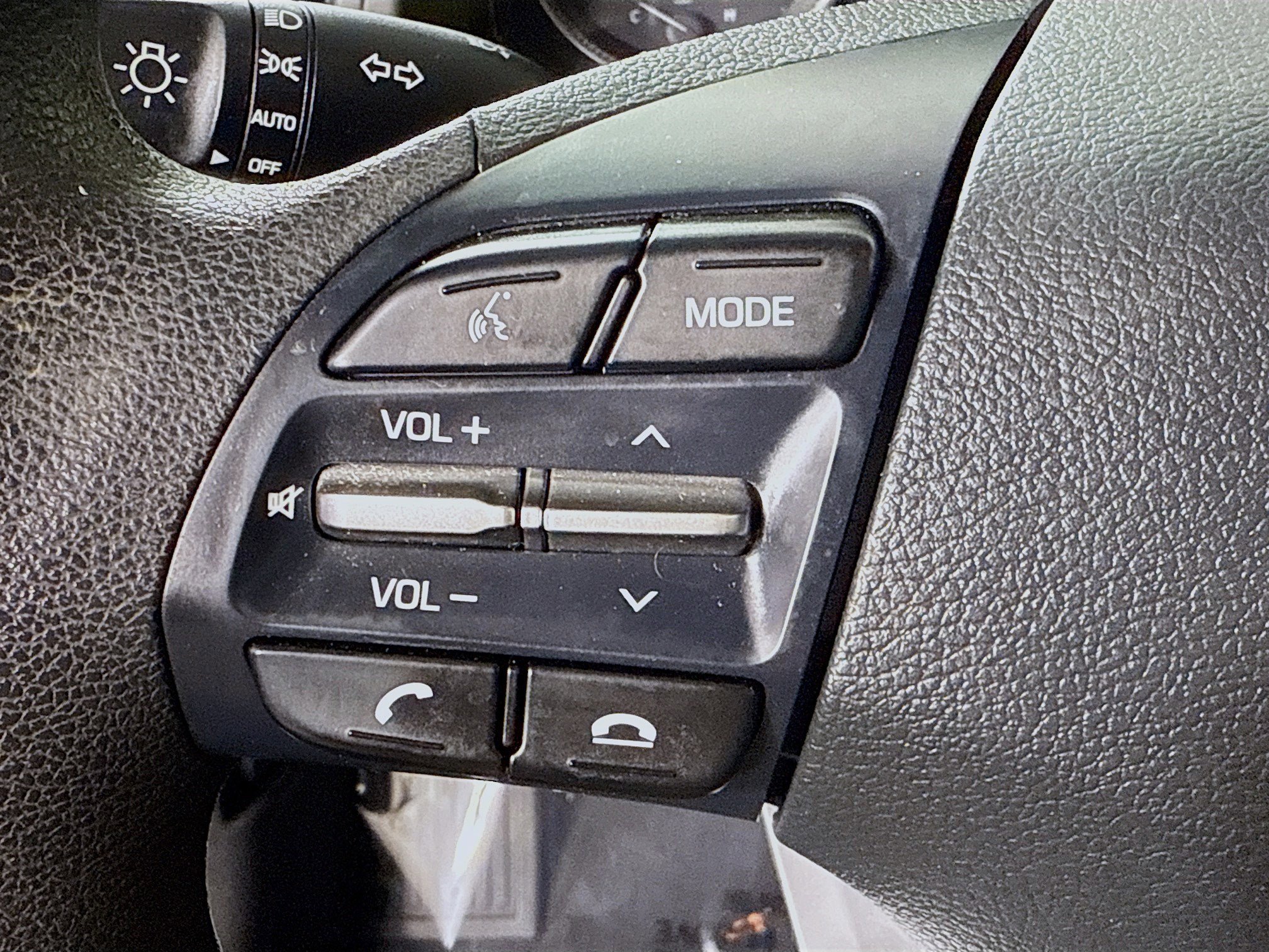 Used 2019 Hyundai Elantra SEL image 14