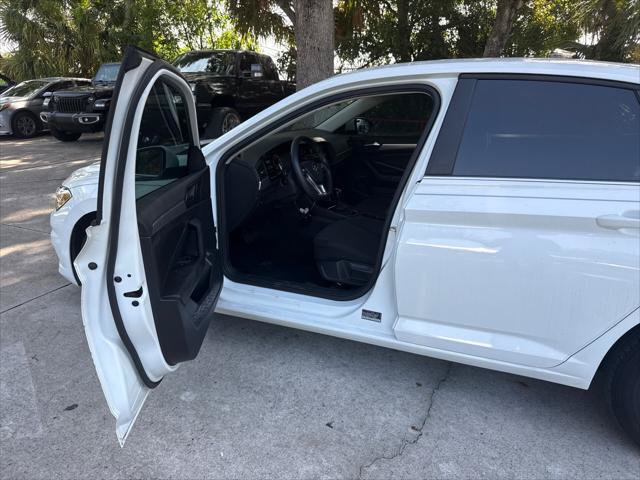 Used 2019 Volkswagen Jetta S FWD image 12