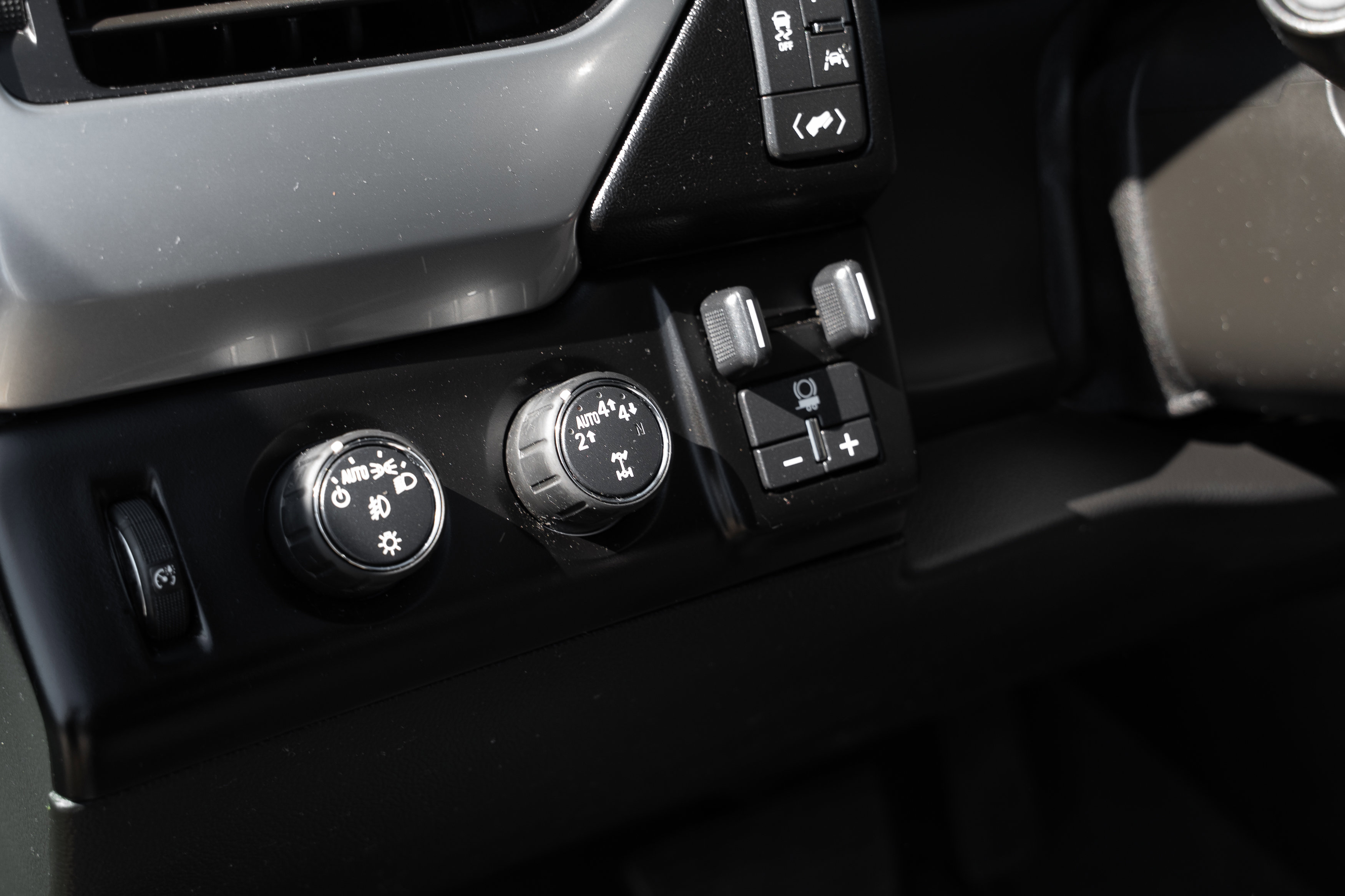 Used 2020 Chevrolet Tahoe LT AWD/4WD image 11