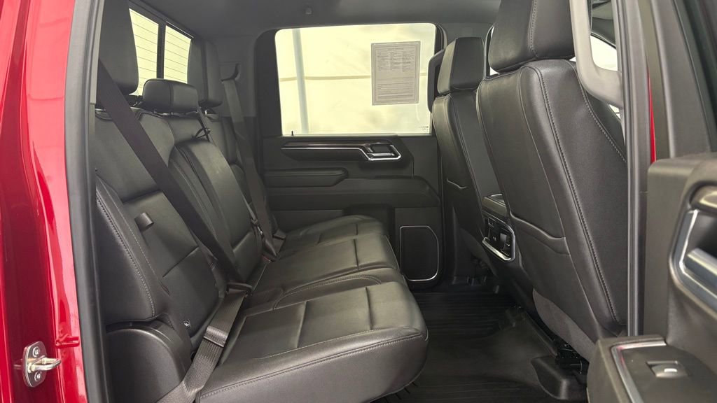 Used 2024 Chevrolet Silverado 2500 LTZ w/ LTZ Plus Package image 28
