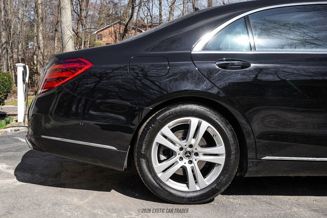 Used 2020 Mercedes-Benz S 560 4MATIC Sedan image 10