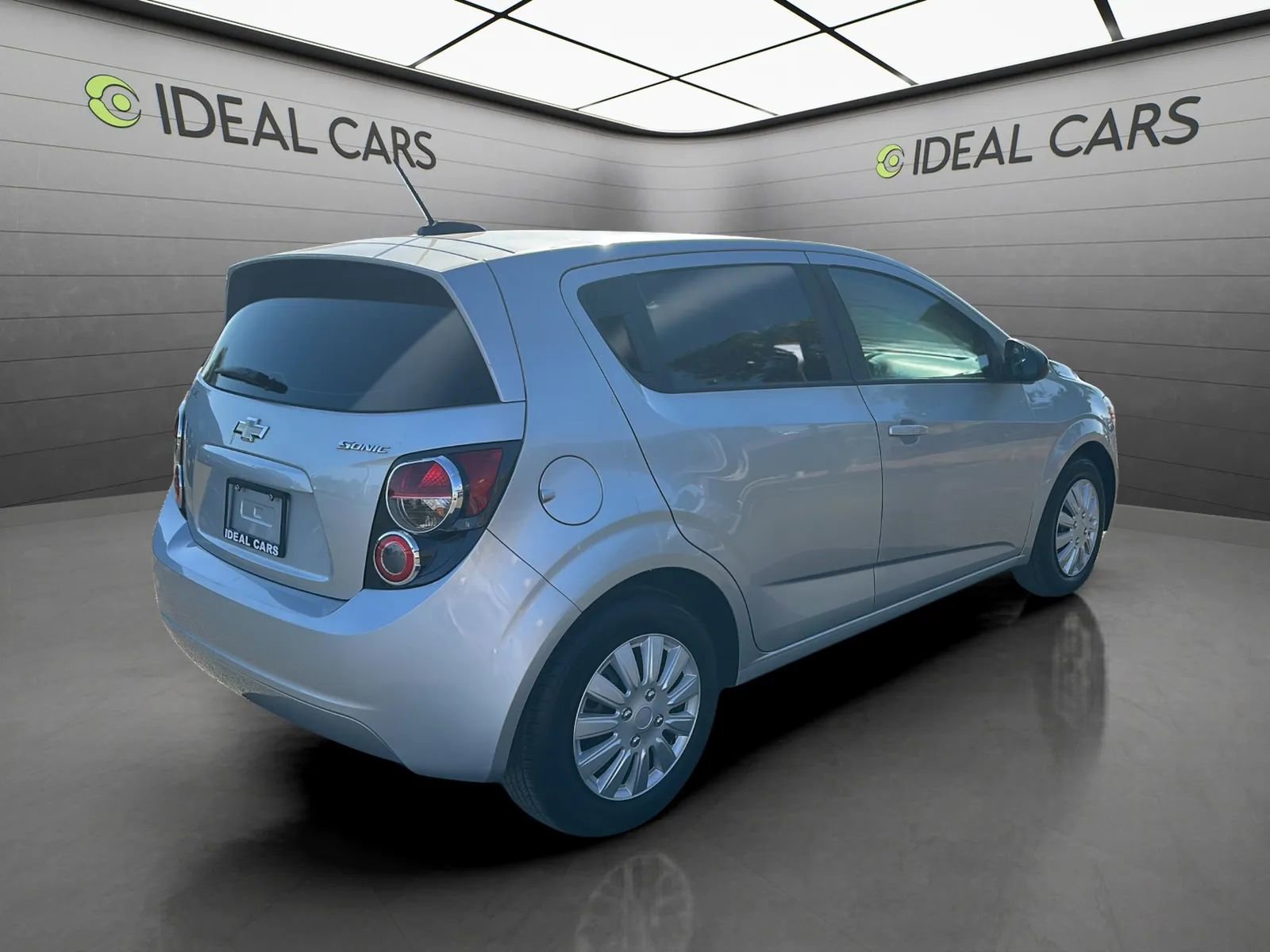 Used 2016 Chevrolet Sonic LS FWD image 6