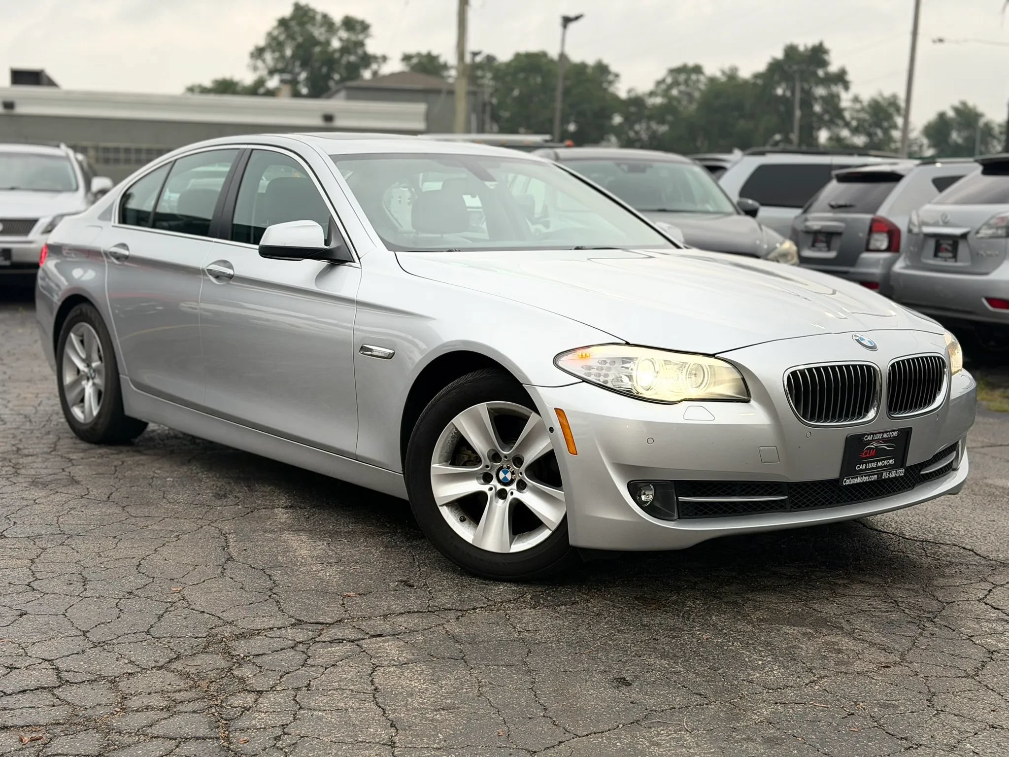 Used 2013 BMW 528i xDrive Sedan AWD/4WD image 3