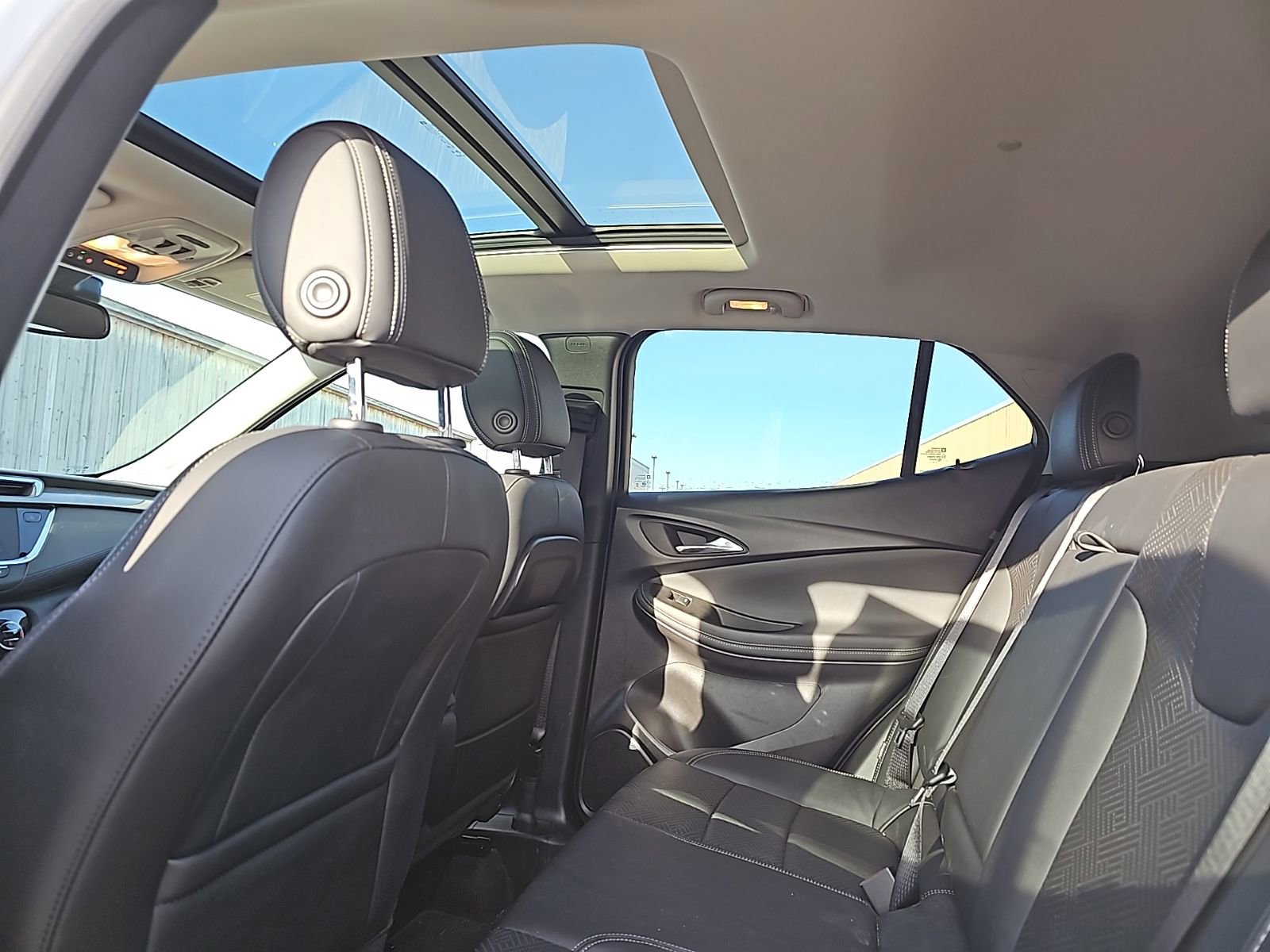 Certified 2023 Buick Encore GX Essence w/ Advanced Technology Package image 10