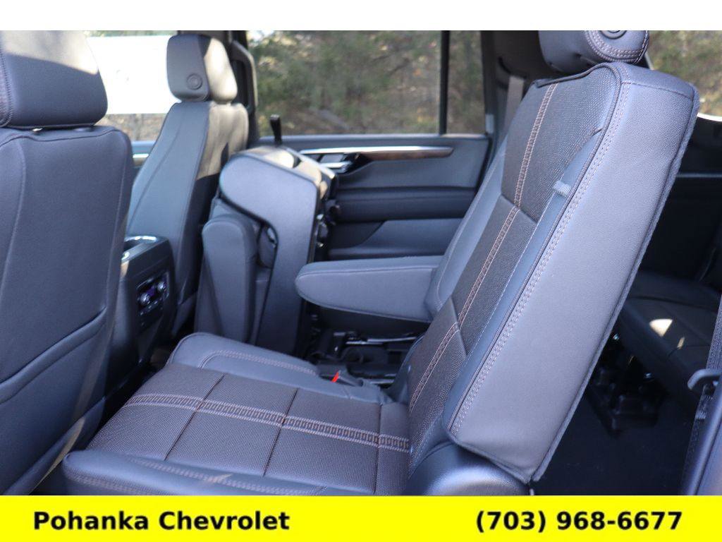 New 2026 Chevrolet Suburban High Country image 28