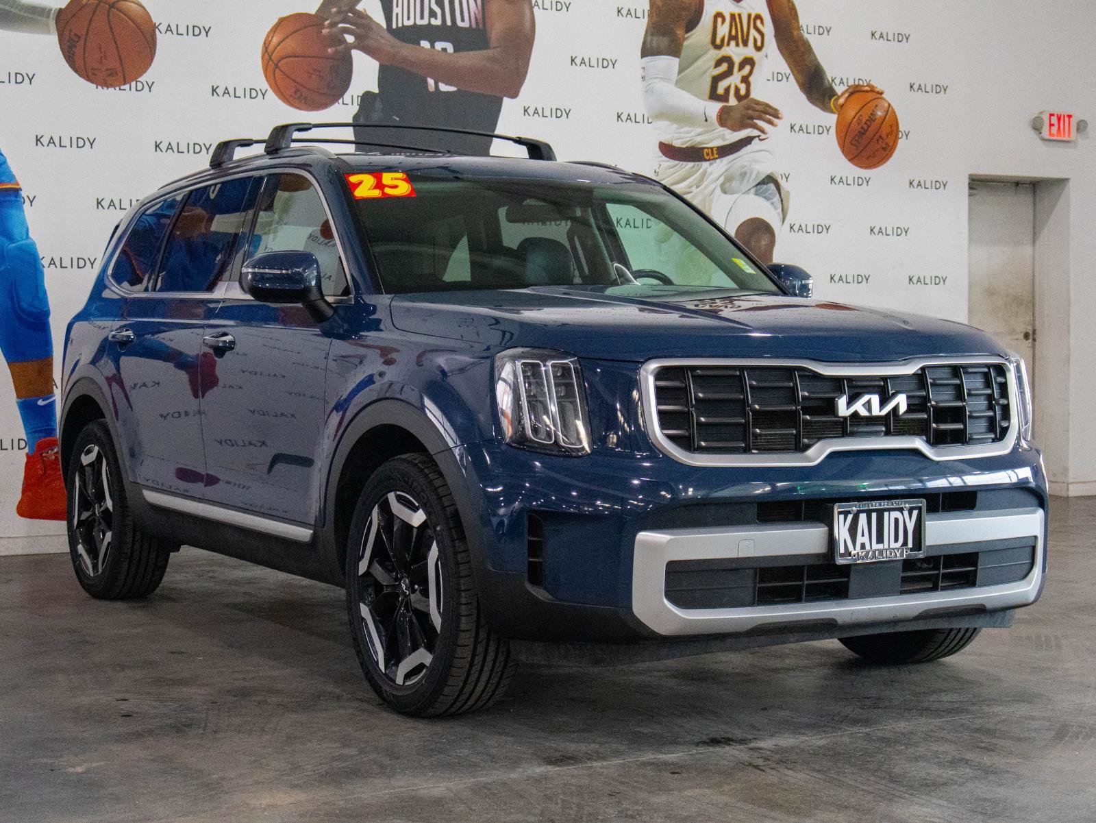 Used 2025 Kia Telluride S AWD/4WD image 20